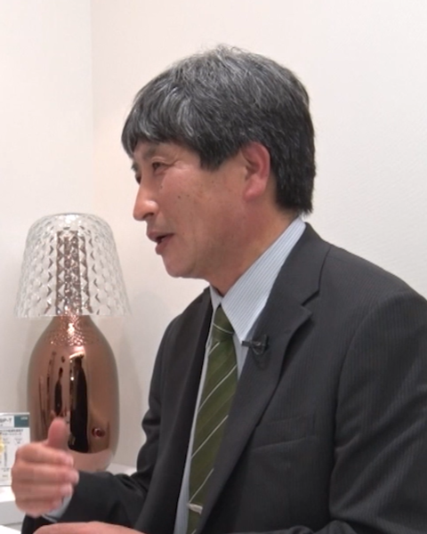 治療前の説明を受ける患者様