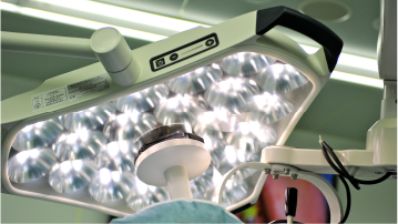 インプラント手術専用LEDライトの写真