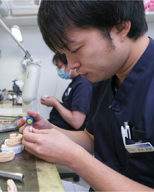 歯科技工士泉山直樹