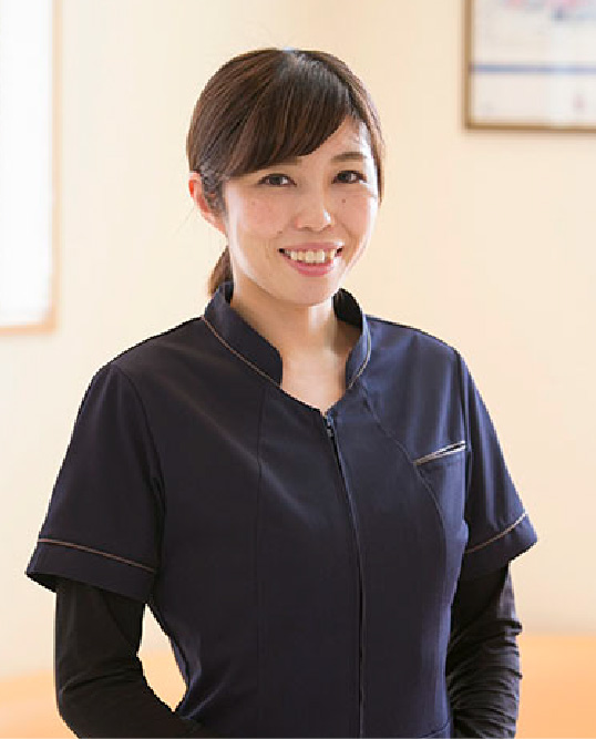 歯科助手・カウンセラー中村由衣